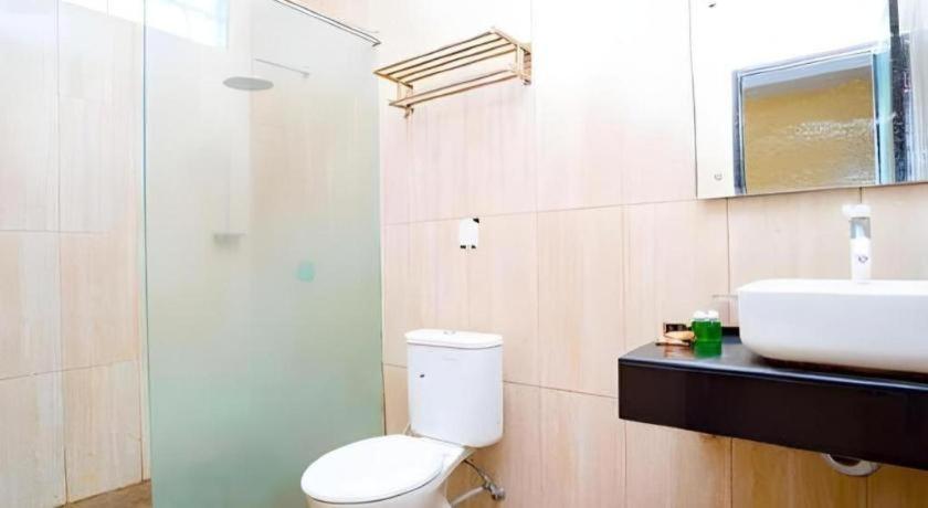 Hotel Ahava Magelang Kültér fotó